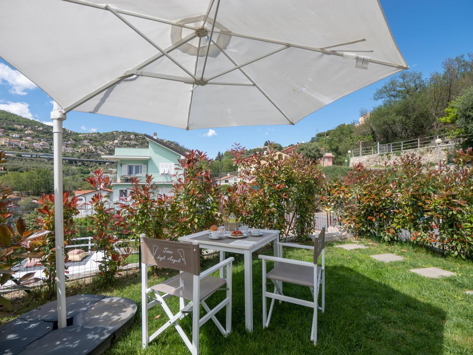 Agriturismo Terre Degli Angeli Pietra Ligure Luaran gambar